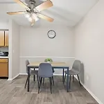 Spacious Living With Fireplace And Balcony Apartment *