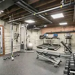 The 1865 Experience With Speakeasy, Pool & Parking * Nashville