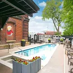 The 1865 Experience With Speakeasy, Pool & Parking * Nashville