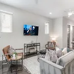 Cypress - Private Rooftop Patio - Mins To Broadway