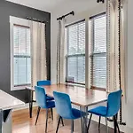 Rooftop, Large Backyard, Fire Pit, Near Downtown Holiday home Nashville