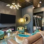 Sleeps 16 2 Homes Next Door Walk To Dining Music Lischey Loft The Bloom House By Avantstay