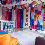 Close To Dt Music City Rooftop Views Game Room