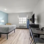 Woodspring East I-40 Hotel