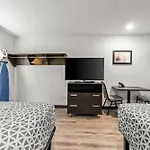 Woodspring East I-40 Hotel