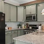 The Belmont House - Walk To 12 South