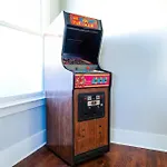 Luxe Pool Hot Tub & Game Room Downtown Nashville