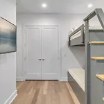 Scovel Row Retreat-Rooftop Views Near Broadway