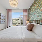 Designer Condo - The Gulch - Private Rooftop