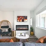Cozy Bohemian Condo With Pool By Barcle