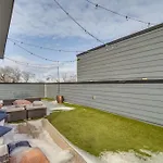 Pet-Friendly Nashville Townhome W/ Rooftop Deck!