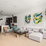 Modern Palette - Private Patio - Mins To Broadway