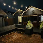 Chic Music City Retreat & Studio
