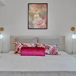Modern 2Br Near Downtown Nashville | Free Parking