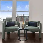 Apartment Modern Luxe Townhome With Rooftop Cinema *