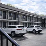 Quarters Inn & Suites