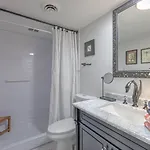 Cozy Green Hills Condo 3B,2B Park Free In Unit Wd