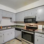 1 Mi To Dtwn: Pet-Friendly Apt In Nashville