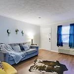 < 1 Mi To Vanderbilt: Nashville Apt
