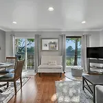 Walk To Broadway! 2Br2Bath Condo, Sleeps 6, Pool