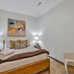 Holiday home Hyve - Southern Comfort - Walk To Broadway