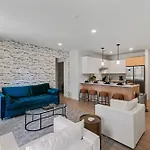 Hyve - Boho Bliss - 3 Bedroom - Located In Sobro Holiday home *