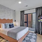 Hyve-the Cosmo-walk To Broadway Nashville