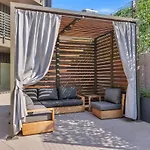 Holiday home Hyve - Southern Comfort - Walk To Broadway *