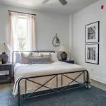 Holiday home Lofts At 30th - Modern Life - Mins To Broadway Nashville