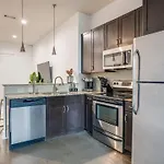 Lofts At 30th - Modern Life - Mins To Broadway Holiday home Nashville