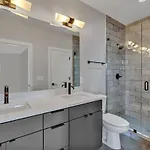 Holiday home Downtown Dolly - Heart Of Gulch - Rooftop Hot Tub
