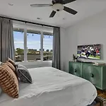 Downtown Dolly - Heart Of Gulch - Rooftop Hot Tub Holiday home Nashville