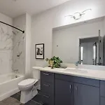 Atlas - Odyssey - Heart Of Midtown Holiday home *