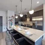 Flora - Odyssey - Heart Of Midtown Holiday home Nashville