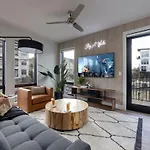 Hideaway-odyssey-heart Of Midtown Holiday home