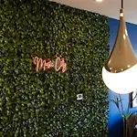 Modern Muse-odyssey-full Gym-heart Of Midtown *