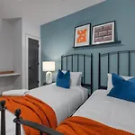 Modern Muse-odyssey-full Gym-heart Of Midtown * Nashville