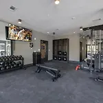 Modern Muse-odyssey-full Gym-heart Of Midtown