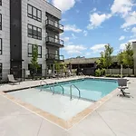Hideaway-odyssey-heart Of Midtown *