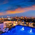 New Nash Eras - Rooftop Decks With Hot Tub - 15 Beds * Nashville