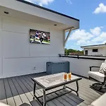 Bass - Private Rooftop - 8 Mins To Broadway Nashville
