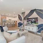 Hyve - Tropical Penthouse - Pool & Gym * Nashville
