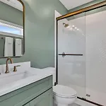 Resonant - 2 Townhomes - 2 Private Rooftop Decks Holiday home Nashville