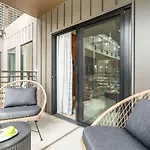 Hyve - Harmony Strum - Walk To Broadway - Pool & Gym