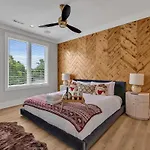 Resonant - 2 Townhomes - 2 Private Rooftop Decks Holiday home