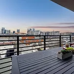 Hyve-the Dolly Parton Experience-private Balcony Holiday home *