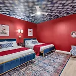 Holiday home Hyve - Tropical Penthouse - Pool & Gym Nashville