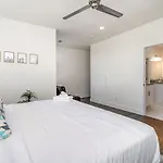 Holiday home Heights-sleeps 12-in Cumberland Heights