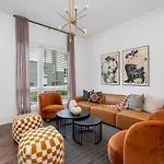 Urban Spur-3 Bedroom Townhome-6 Min Nissan Stadium Nashville