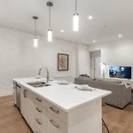 The Saddlery - Spotlight - 2 Min Walk To Broadway Holiday home *